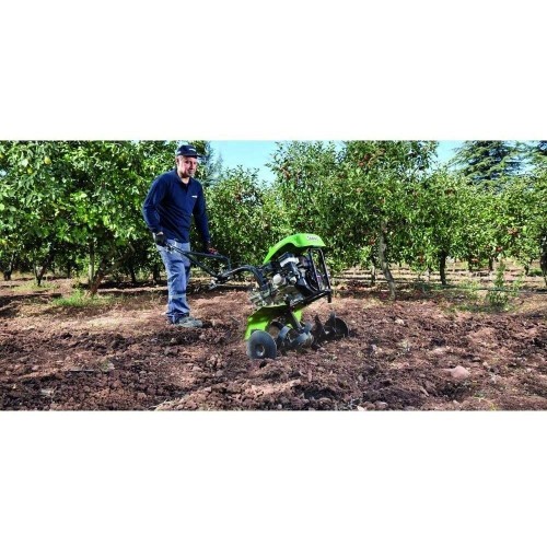 Taral 210 M Benzinli Çapa Makinesi Taral 210 M Benzinli Çapa Makinesi